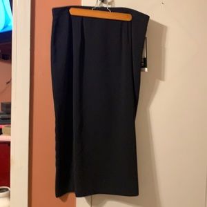 NWT Sag Harbor below the knee skirt.